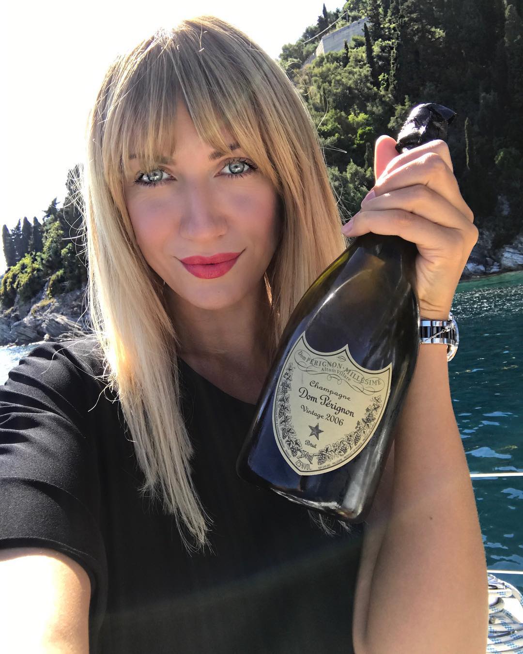 Стало известно, кто вместо запрещенной Варнавы станет ведущей шоу "Кто сверху?"