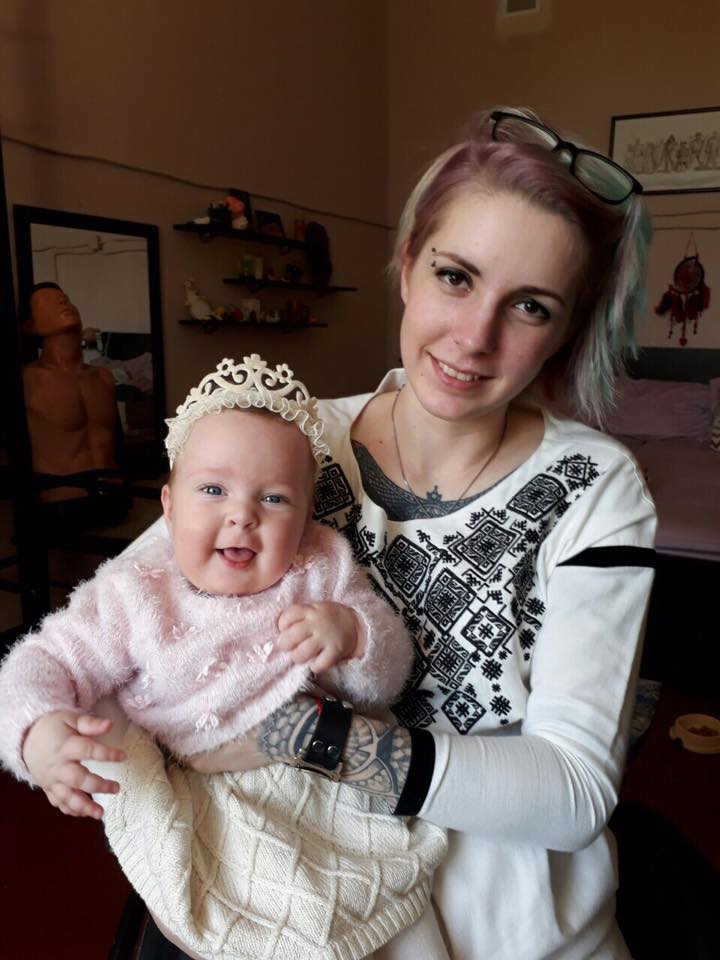 Яна Зінкевич з донькою