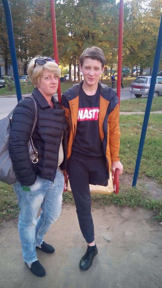 В Харькове мужчина избил подростка с инвалидностью спецсредствами