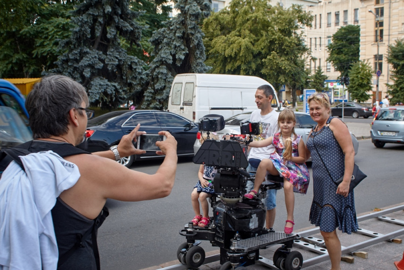 Реальные чиновники, доктора и бизнесмены: канал &quot;Украина&quot; снимает новый сериал (фото)