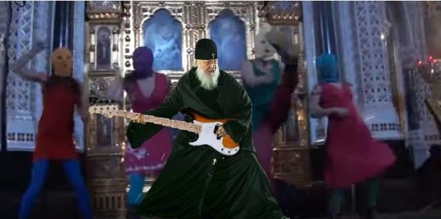 Патриарх Кирилл в образе джедая, теннисиста и ловца покемонов "взорвал" соцсети