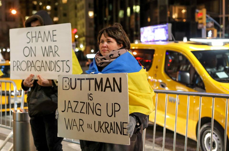 Мацуєв і Бутман: у США пройшла акція проти музикантів, які підтримують анексію Криму