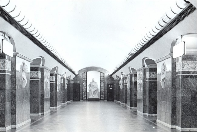 Как в Киеве строили метро: в сети появились старые фото украинской столицы