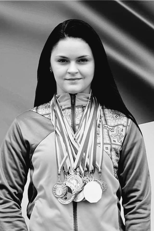 Випала з вікна гуртожитку: у Львові загинула 17-річна чемпіонка України з пауерліфтингу (фото)
