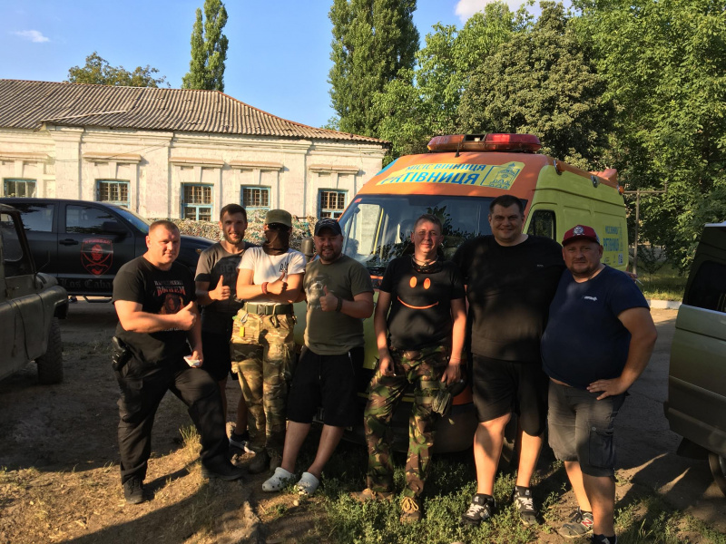 І знову на фронт: &quot;Квартал 95&quot; провідав бійців на передовій