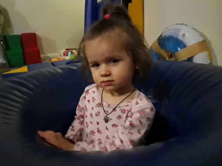 Украинцев просят помочь девочке с инфекцией мозга