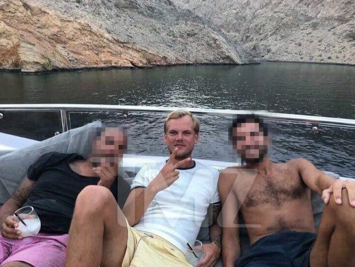 За день до смерті: в мережу потрапили останні фотографії діджей Avicii