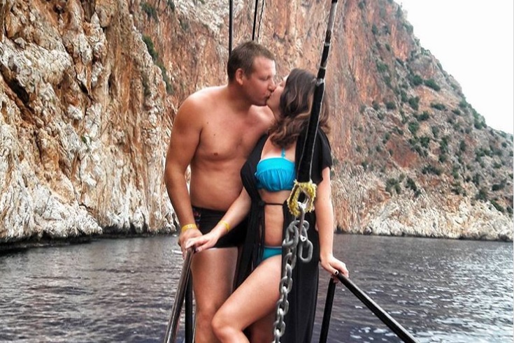 В Ровенской области воспитательницу детсада уволили за фото в купальнике в соцсетях