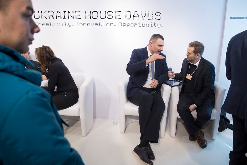 Братам Кличко в Давосі вручили Спеціальну нагороду