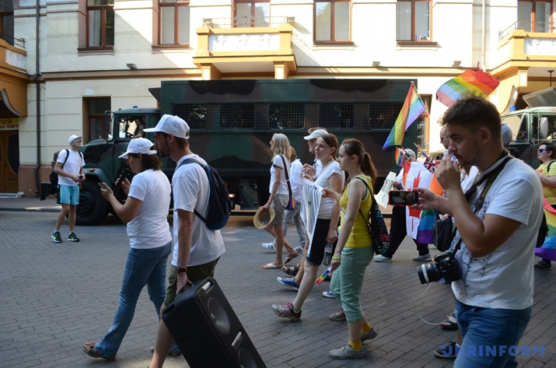 "Марш равенства" в Одессе: для создания порядка привлекли 800 правоохранителей (видео)