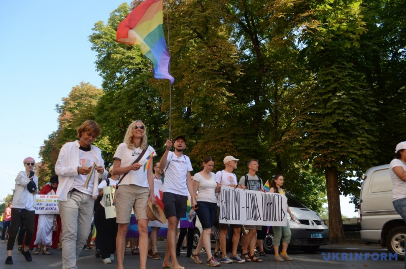 "Марш равенства" в Одессе: для создания порядка привлекли 800 правоохранителей (видео)