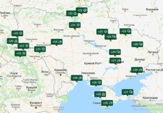 Гроза і зливи: синоптики засмутили українців прогнозом погоди на неділю