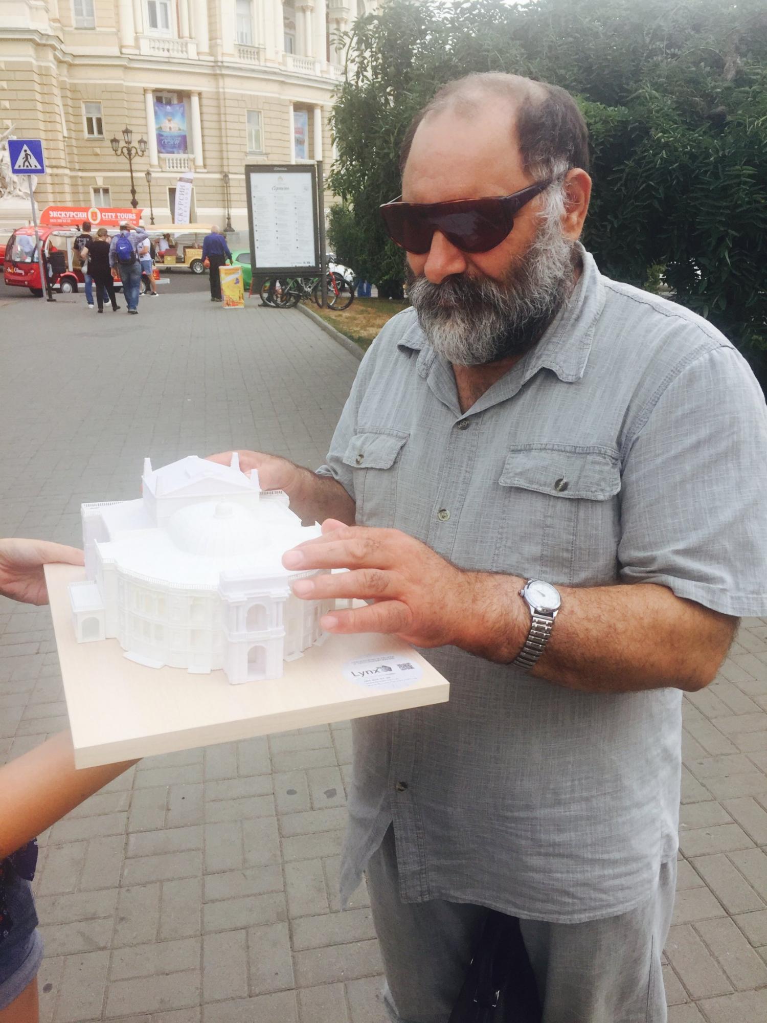 Незрячие люди смогут "увидеть" главные одесские достопримечательности