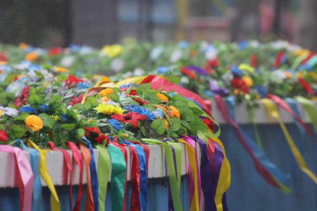 В Кривом Роге сплели самый большой венок в Украине