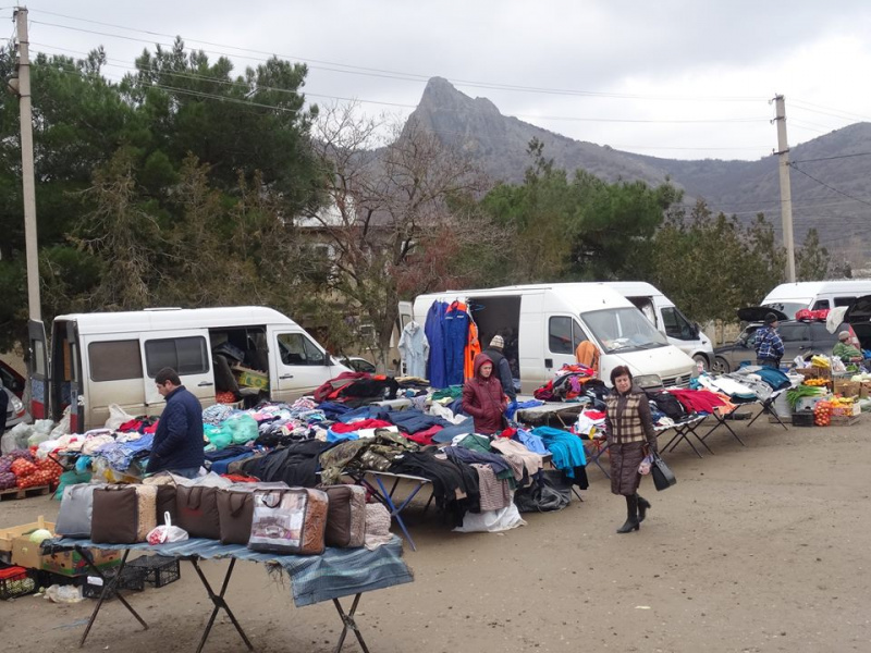 "Уже и вата жалуется": как сейчас живет оккупированный Симферополь (фото)