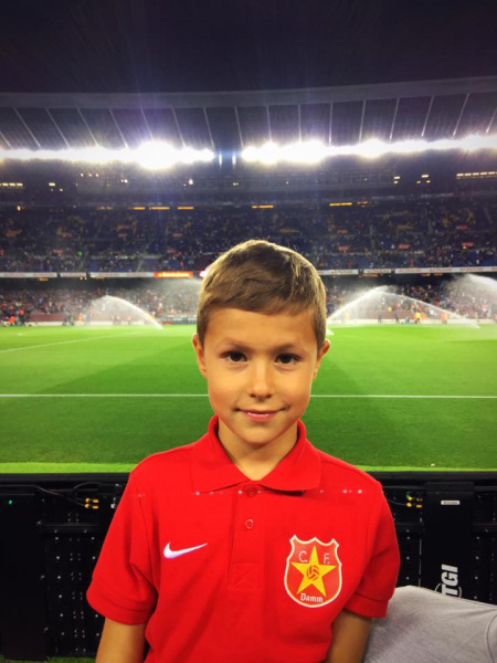 Восьмилетний украинец стал футболистом "Барселоны" (фото)