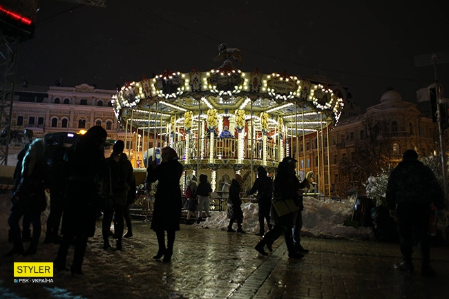 Открытие елки в Киеве: появились впечатляющие фото новогодней красавицы (фоторепортаж)