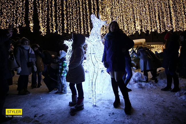 Открытие елки в Киеве: появились впечатляющие фото новогодней красавицы (фоторепортаж)