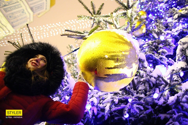 Открытие елки в Киеве: появились впечатляющие фото новогодней красавицы (фоторепортаж)