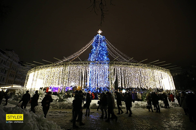 Открытие елки в Киеве: появились впечатляющие фото новогодней красавицы (фоторепортаж)