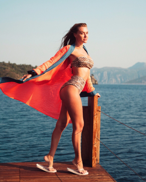 Евротури і релакс по-турецьки: де і як проводять "майовку" українські зірки (фото)