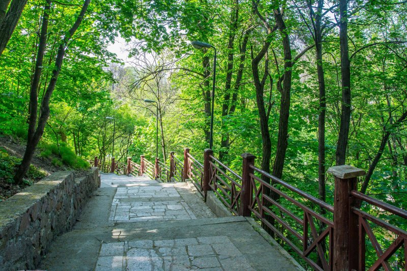 Гетманская столица и роскошные особняки: живописные места Украины для идеального отдыха