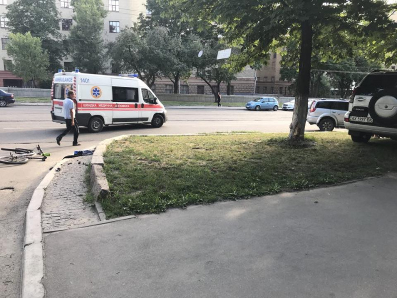 Чемпіон України з мотокросу трагічно загинув під колесами позашляховика (фото)