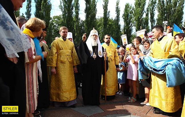 Крестный ход УПЦ КП в Киеве: яркий фоторепортаж с мероприятия