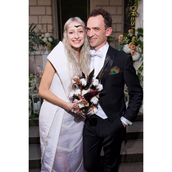 Відома українська модель вийшла заміж (фото, відео)