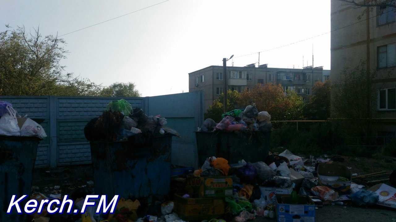 В сети показали, во что оккупанты превратили "уютные дворики" Керчи