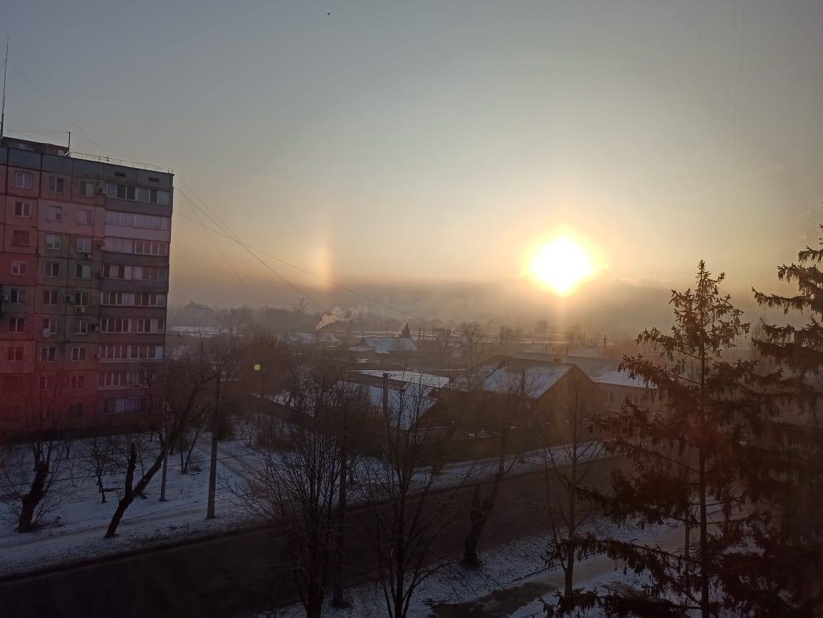 У небі над Кривим Рогом помітили рідкісне природне явище: дійсно заворожує