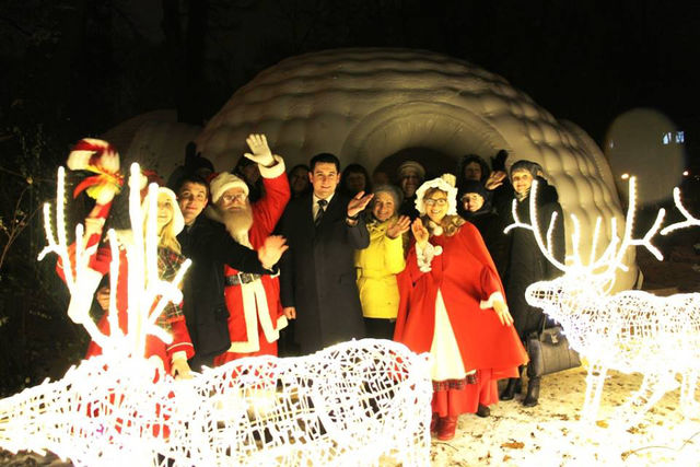 Київська резиденція Санта Клауса в Маріїнському парку офіційно відкрита