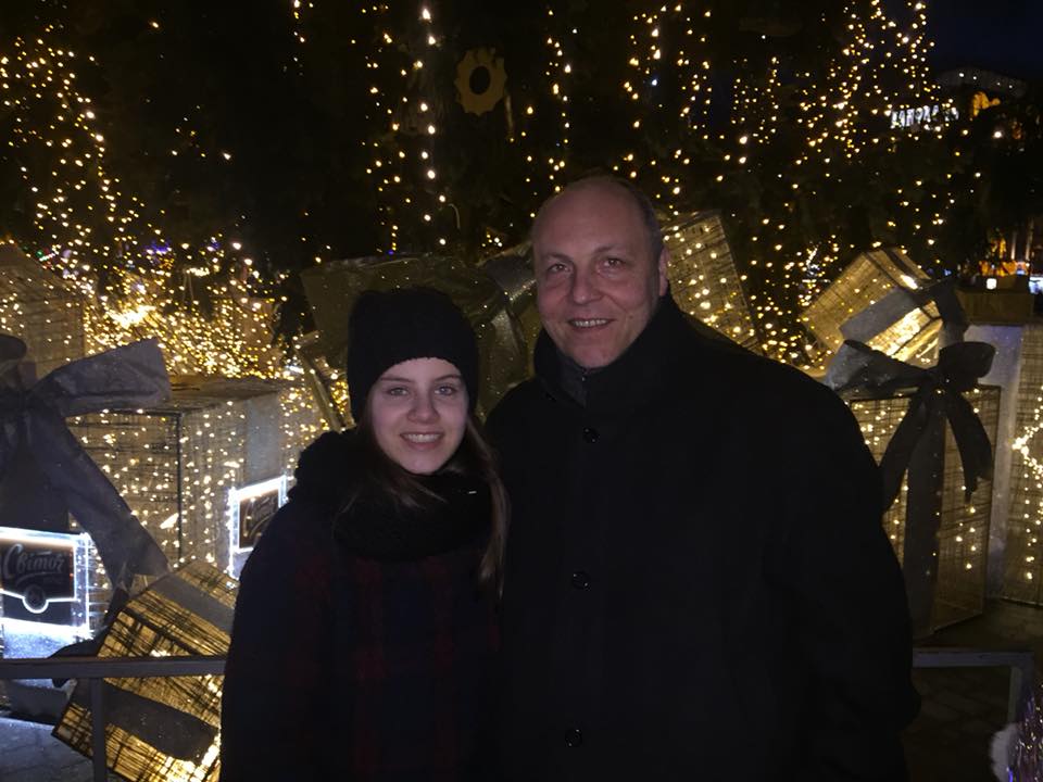 Собаки, эльфы и шампанское: как политики встретили Новый год 2018