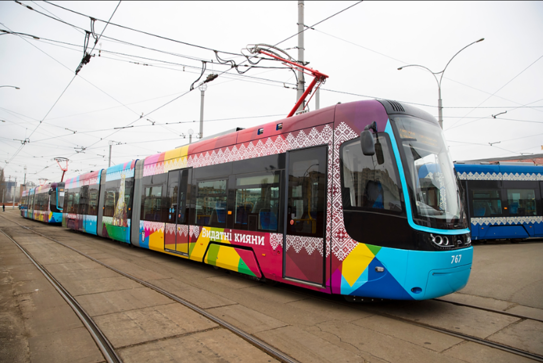 Кличко проїхався новим трамваєм PESA, партія яких надійшла до столиці наприкінці минулого року