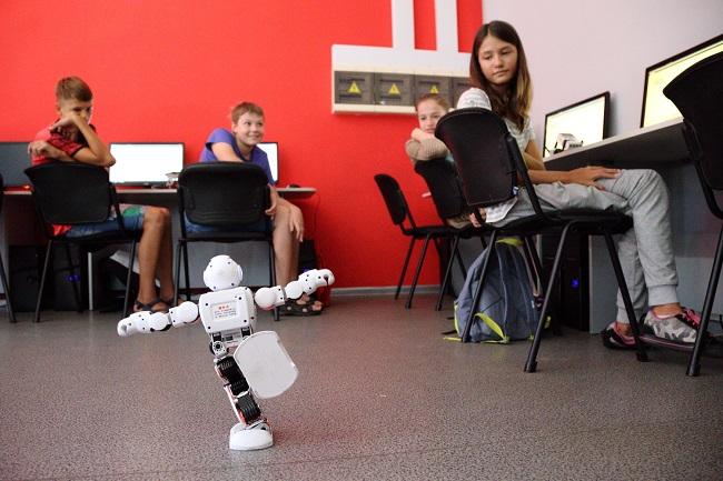 Нові знайомства, знання і ніякого &quot;напрягу&quot;: ідеальне літо в комп'ютерному таборі Академії КРОК