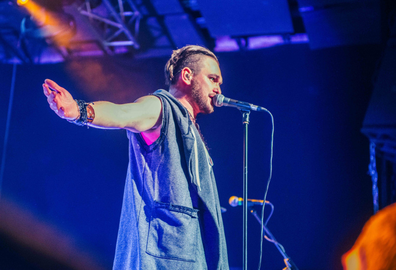 Мелодии из Карпат: группа KARNA поразила фанов грандиозным живым выступлением в Киеве