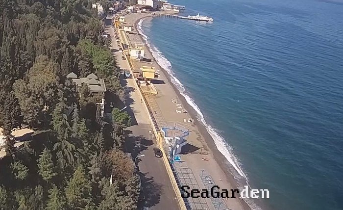 &quot;Перманентний &quot;ще не сезон&quot;: в мережі порівняли пляжі в Криму і Одесі (фото)