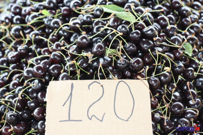 &quot;Шок гардемаринів&quot;: в мережі показали ціни на продукти в Криму (фото)