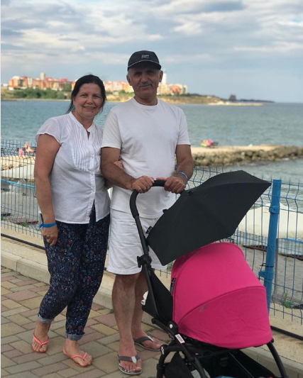 "Ни минуты покоя!": Лилия Ребрик показала зажигательные танцы на море