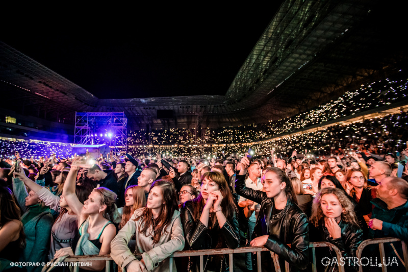 "Атмосфера, люди і пісні - до мурашок": як пройшов грандіозний концерт до 50-річчя Кузьми (фото, відео)