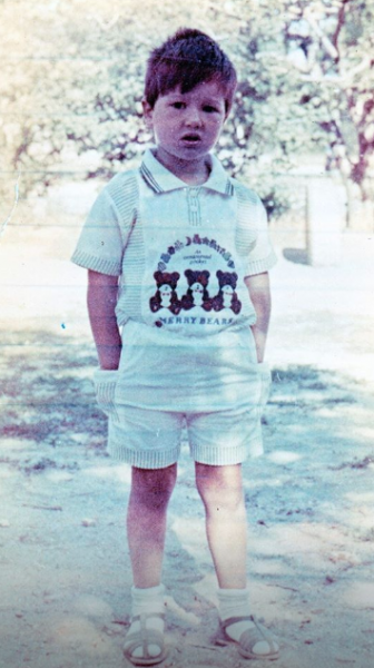 Певица-трансгендер Зианджа показала, какой она была в детстве