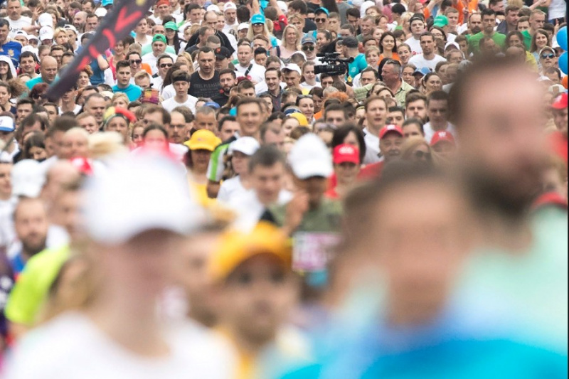 Пробіг під каштанами: Віталій Кличко відкрив 26-ту щорічну благодійну акцію