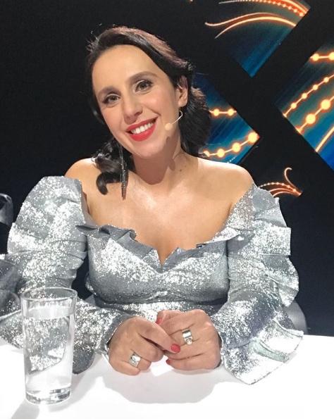 &quot;Светится от счастья&quot;: Джамала показала округлившийся животик (фото)