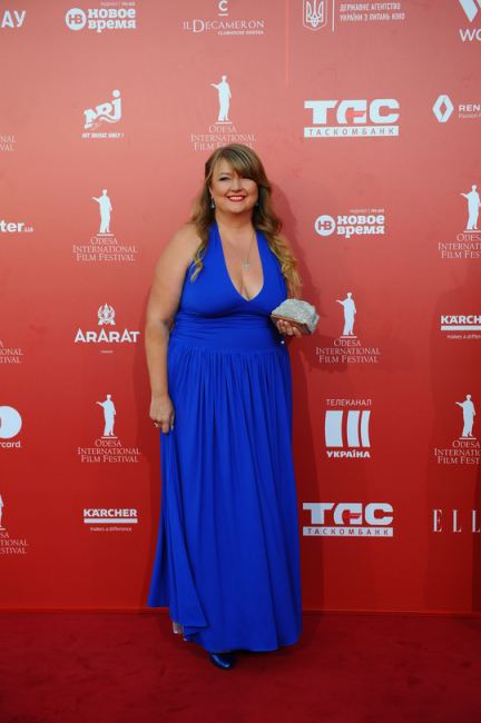 ОМКФ 2018: одесити розбурхали фестиваль безглуздими нарядами на червоній доріжці (фото)