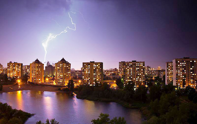 "Возможна гроза": синоптики предупредили об изменении погоды