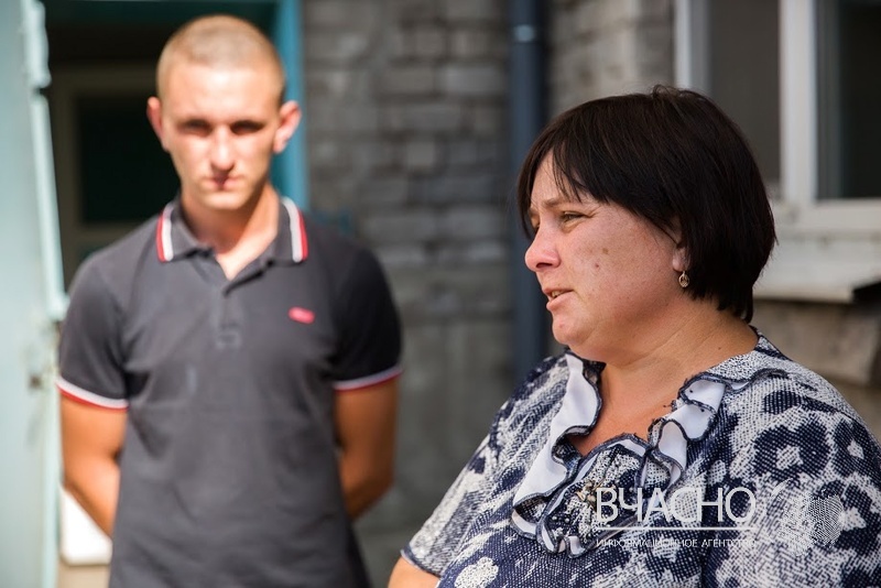 В Донецкой области избили 19-летнего парня и его отца за "Слава Украине!"