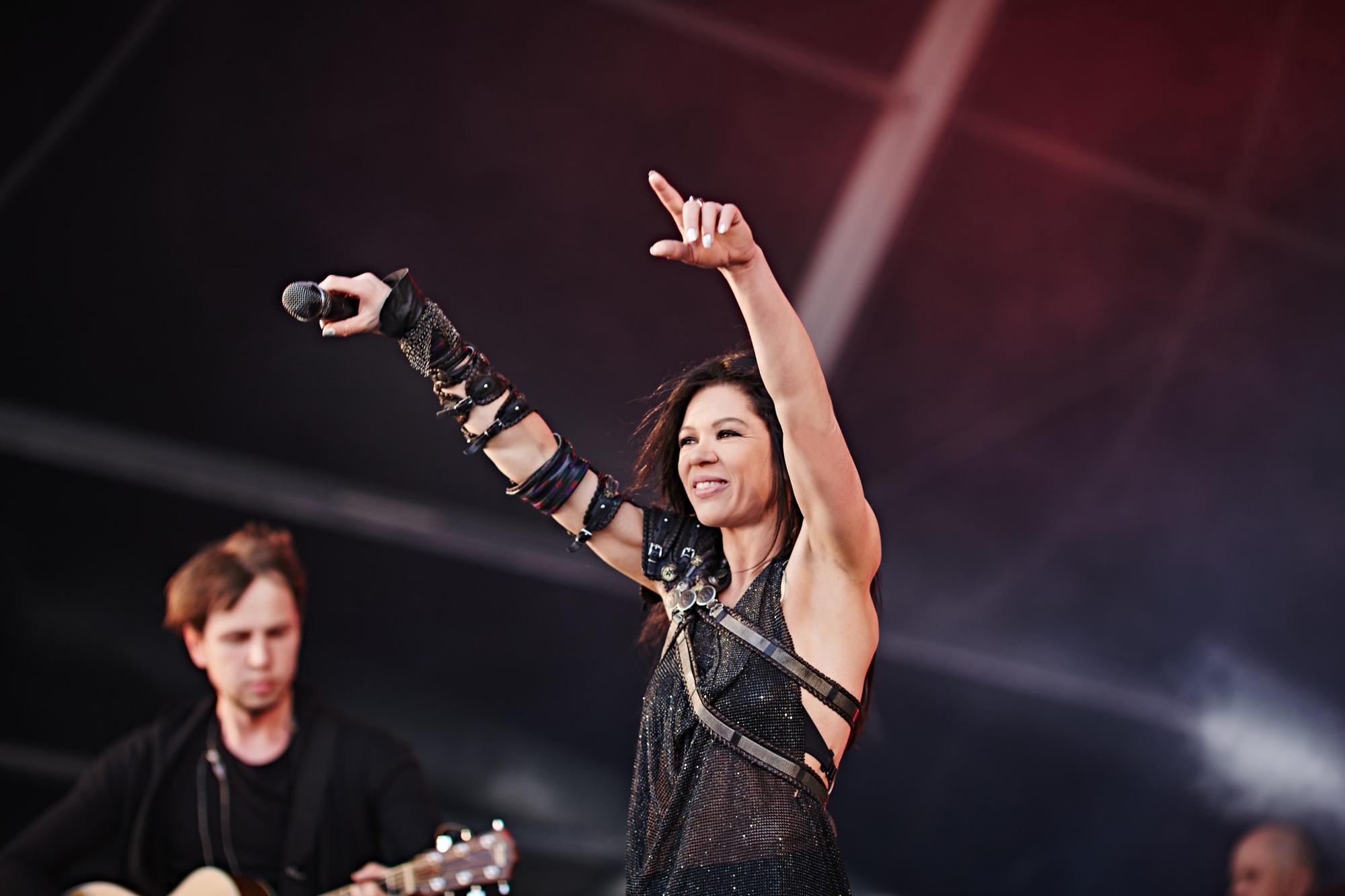 Руслана &quot;зажгла&quot; в фан-зоне Евровидения 2018 в Лиссабоне (фото, видео)