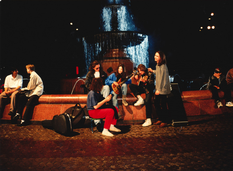 "Світанок" тривалістю в 20 років: як знімали кліп на хіт Руслани (фото, відео)