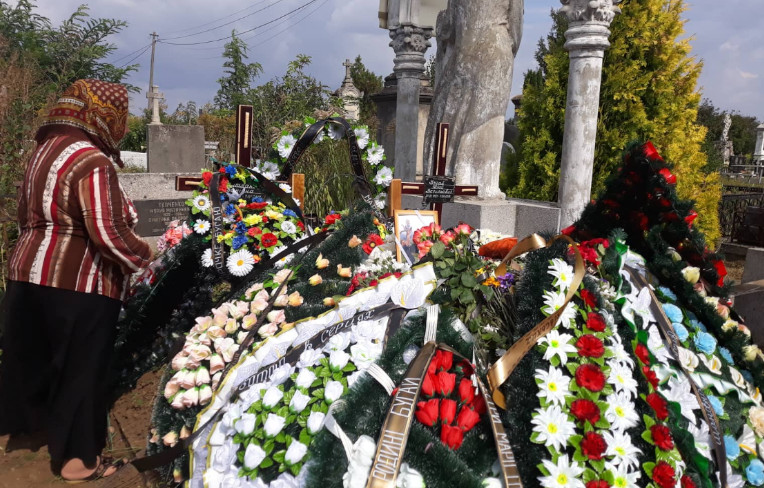 Возвращались из Карпат: в автокатастрофе погибла целая семья с двумя детьми