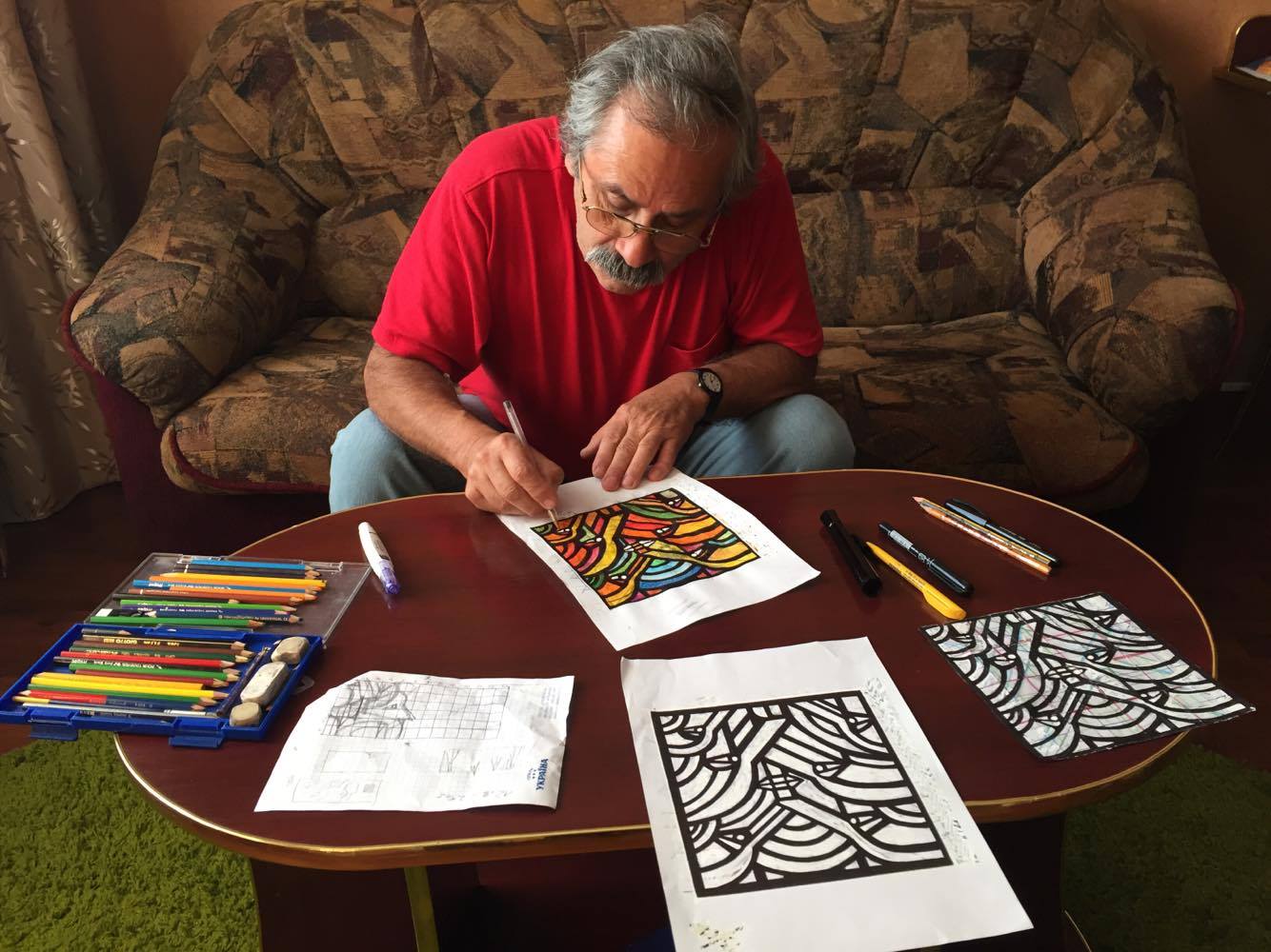 Чилийский художник Mono Gonzalez создал мурал на стене Черниговской школы